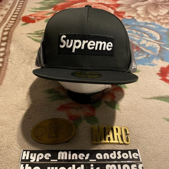 NWT (size 8) Supreme x Windstopper Earflap Box Logo New Era - Black - Picture 1 of 6